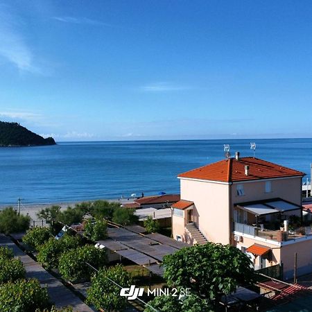 Residence Riviera Albenga Exterior foto